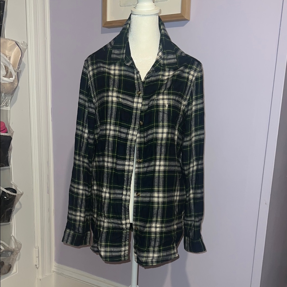 American Eagle Plaid Button-Up Shirt